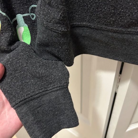 Wildfox Christmas Light Glow in the Dark Sweatshirt Size XS - Picture 8 of 12